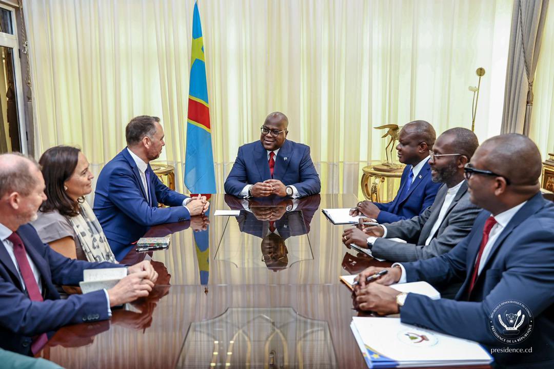 Kinshasa: Minisitiri w'Ububanyi n'Amahanga w'u Bubiligi yakiriwe mu ruzinduko rutunguranye 21 Gyu9gzZXUAA1O2v